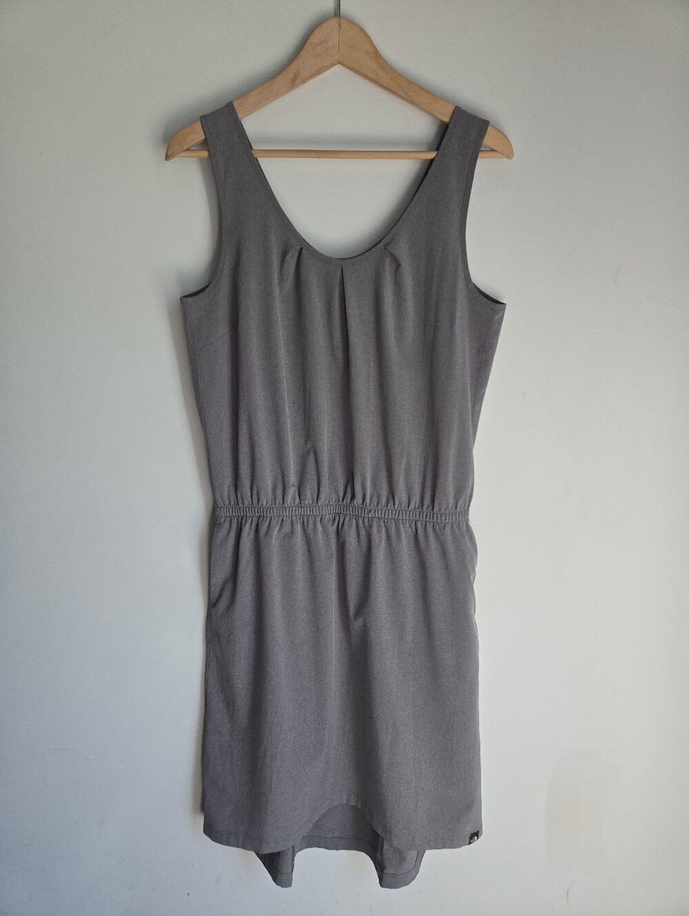 The NORTH FACE Gray Sleeveless Lightweight Dress